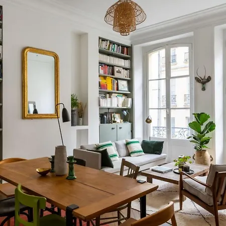 Apartamento Charming Design Apt With Balcony In Paris *
